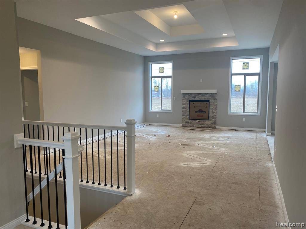 Almont, MI 48003,4930 DAISY Lane