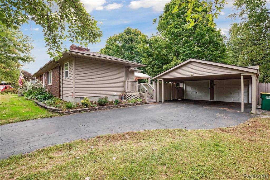 Ypsilanti, MI 48197,9940 MARTZ Road