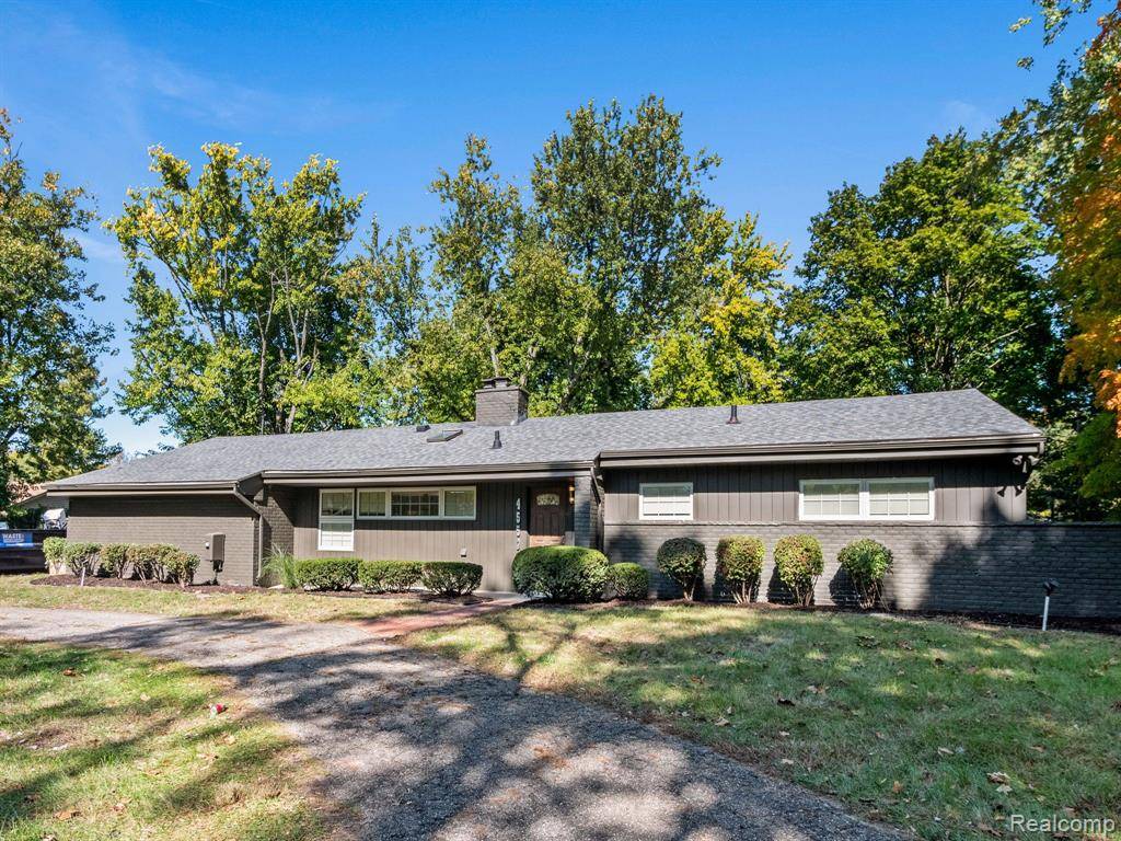 Bloomfield Hills, MI,4550 W MAPLE Road
