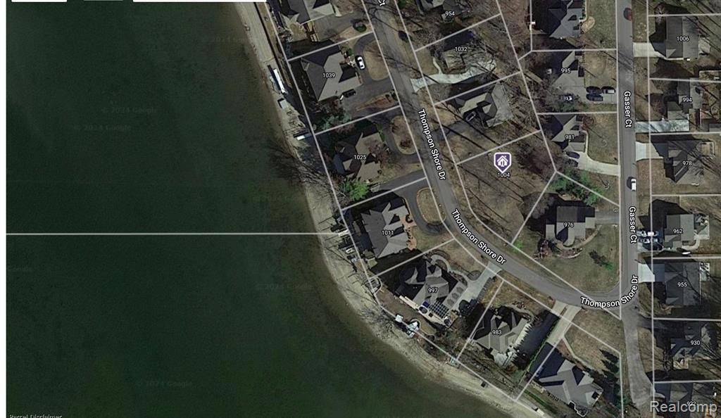 Howell, MI 48843,VACANT LOT THOMPSON SHORE Drive