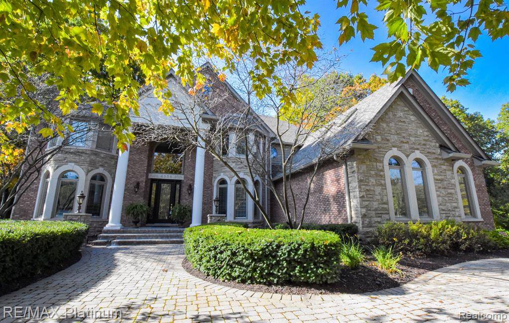 Brighton, MI 48114,4358 DOMINION Boulevard