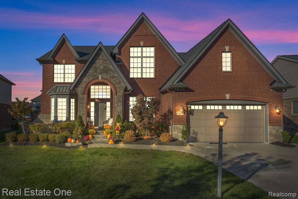 Novi, MI 48377,41877 WOLFE Pass