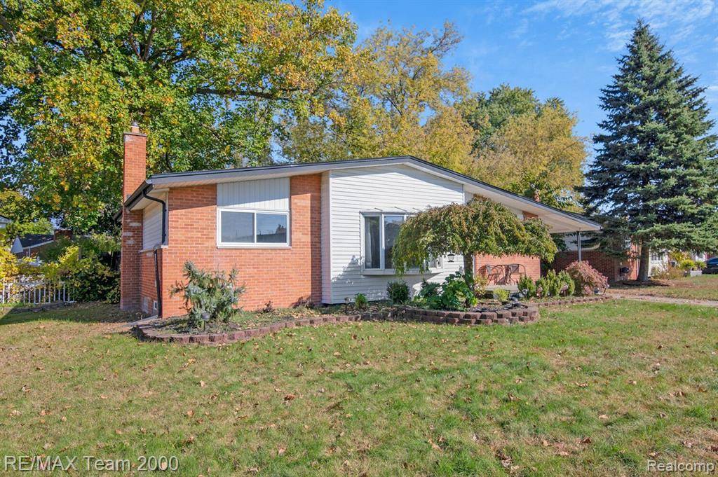 Westland, MI,33738 CHIEF Lane