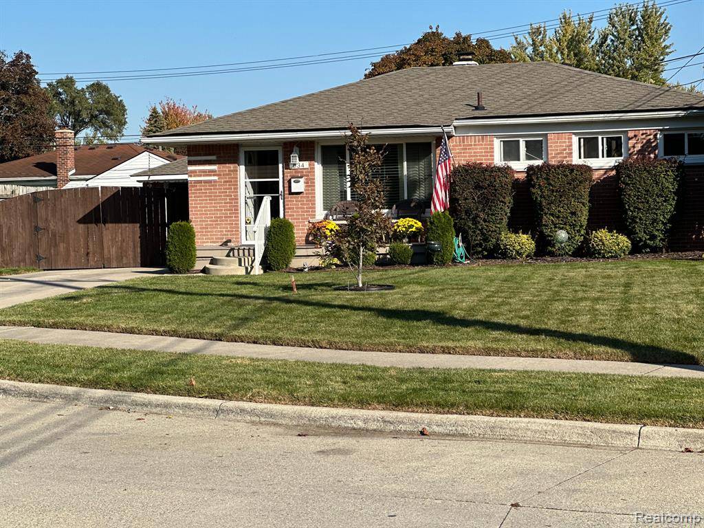 Garden City, MI,634 MICHELLE E Court