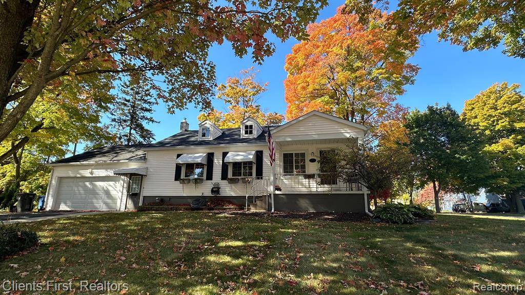 Howell, MI 48843,703 W BROOKS Street