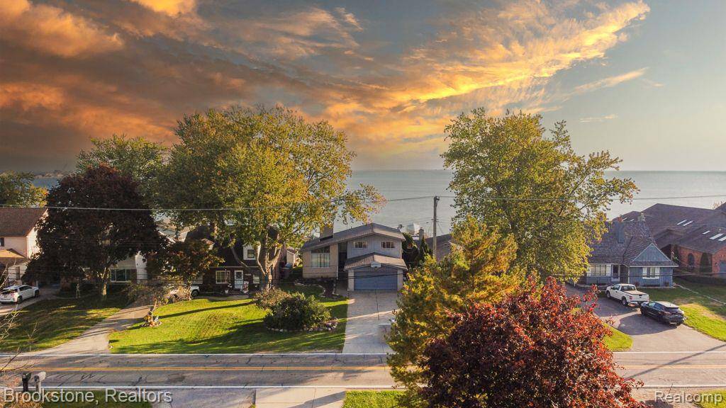Harrison Township, MI,38838 LAKESHORE Drive
