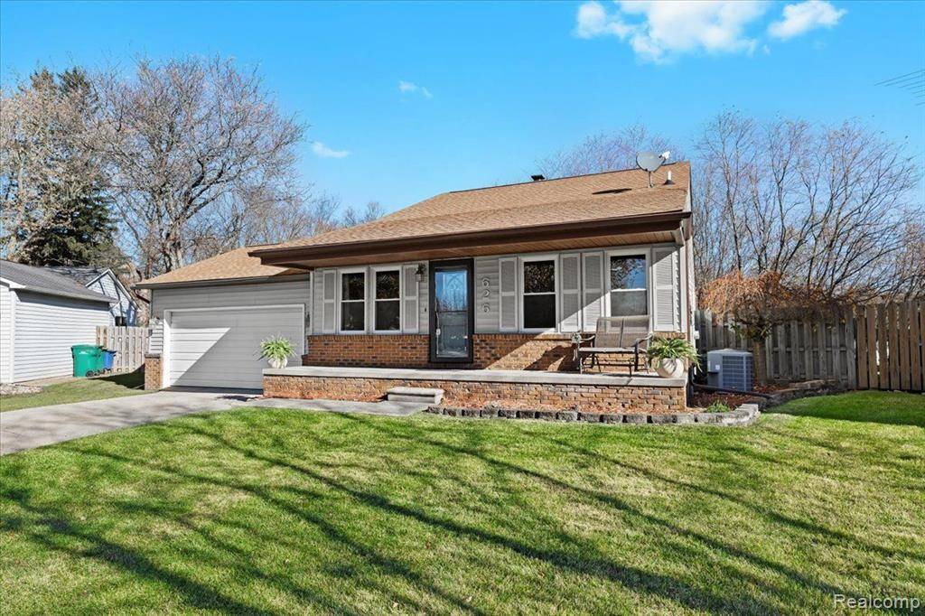 Brighton, MI 48116,626 GLENWYTH Road