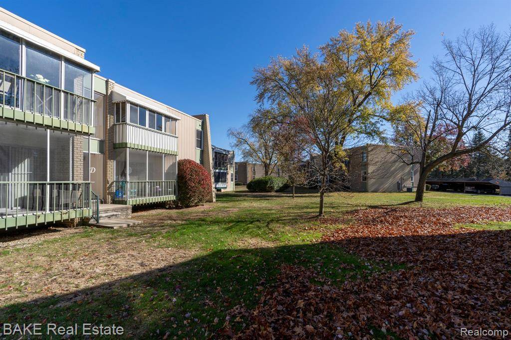 Livonia, MI 48152,33245 Fargo Street