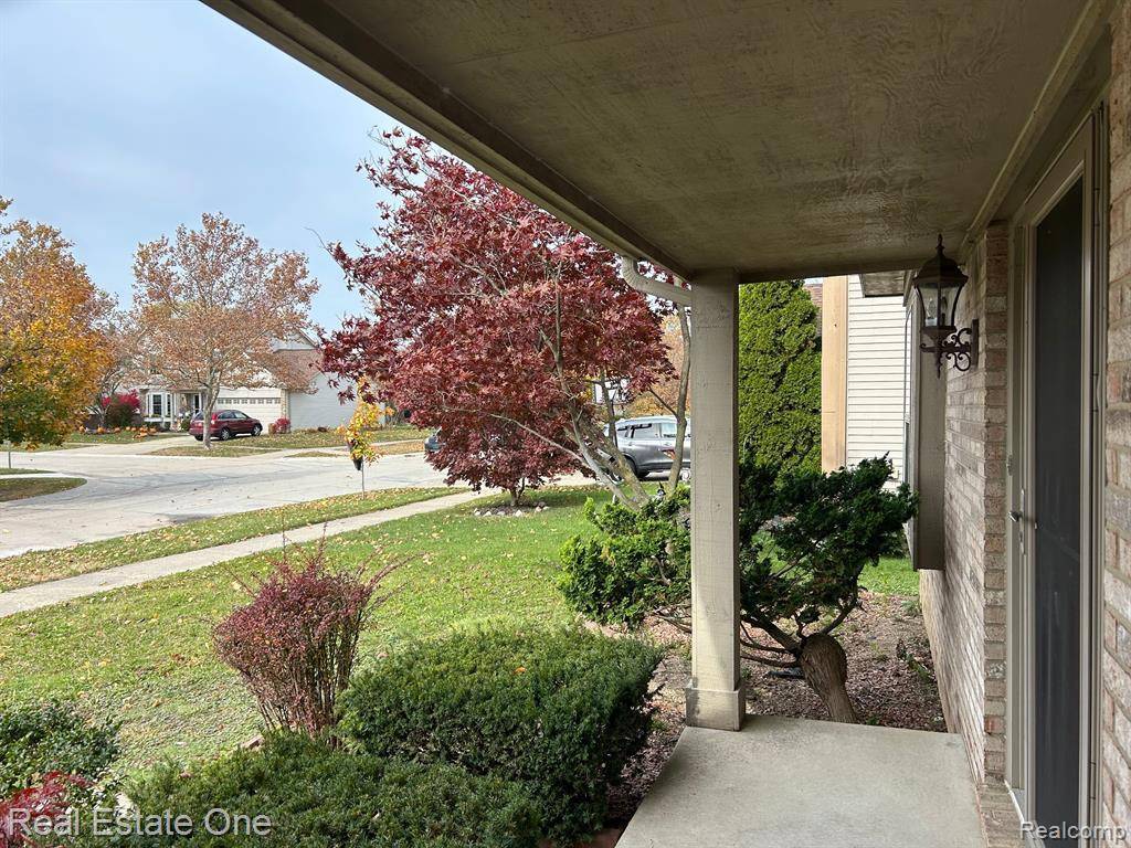 Canton, MI 48188,3599 PARKLAWN Drive