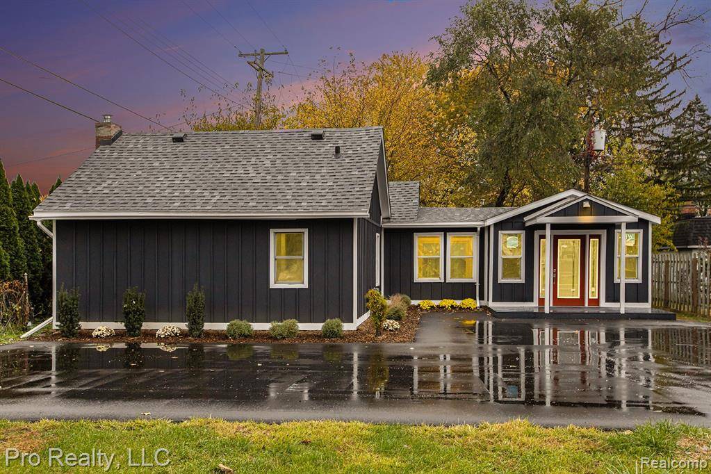 Ypsilanti, MI 48198,670 N IVANHOE Avenue