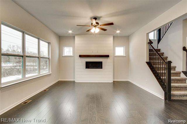 Wixom, MI 48393,532 PATTAN Drive