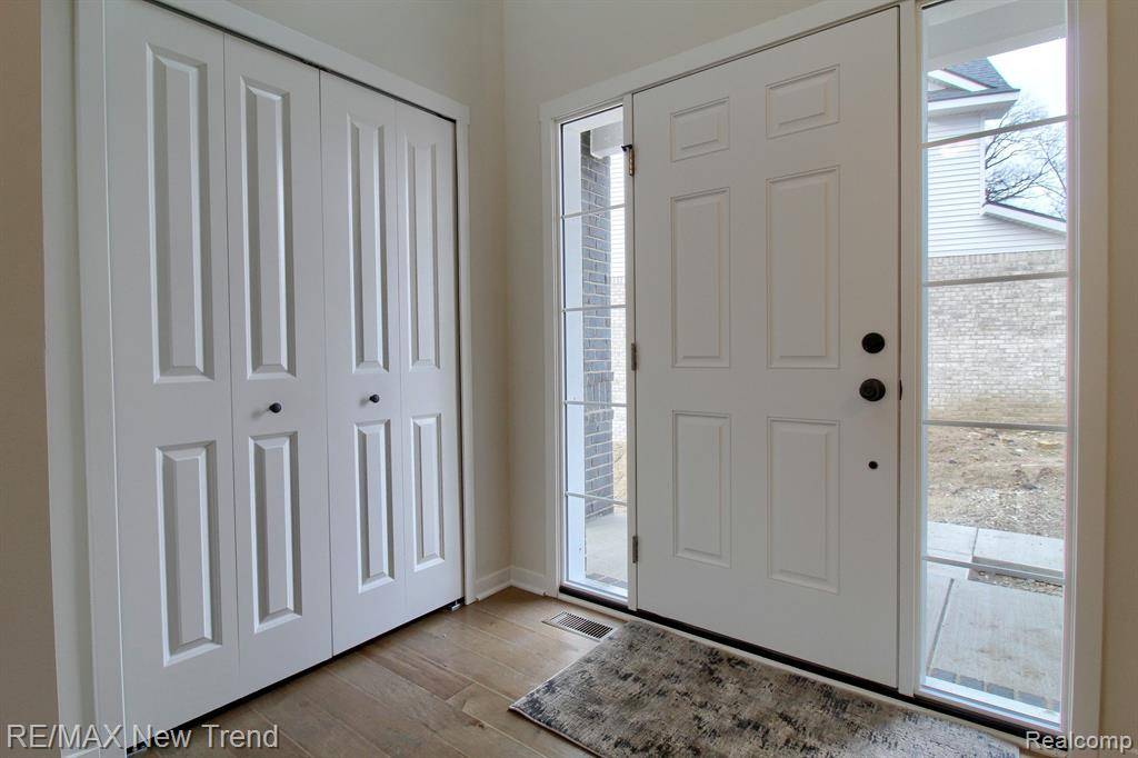 Westland, MI,8750 OAK RIDGE Trail
