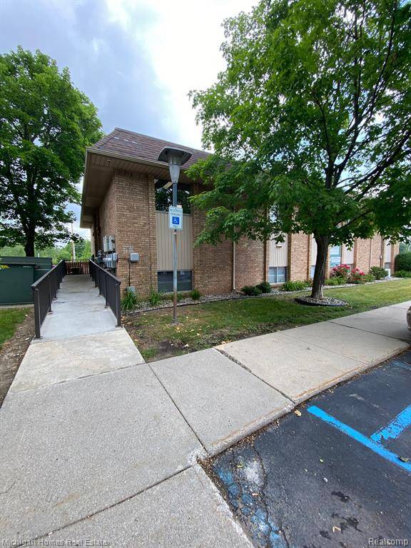 Grand Blanc, MI 48439,2290 E HILL Road
