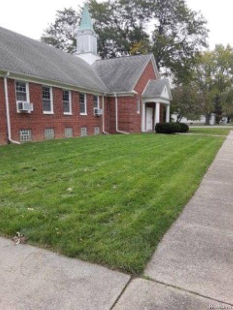 Dearborn Heights, MI 48125,5000 PELHAM Street