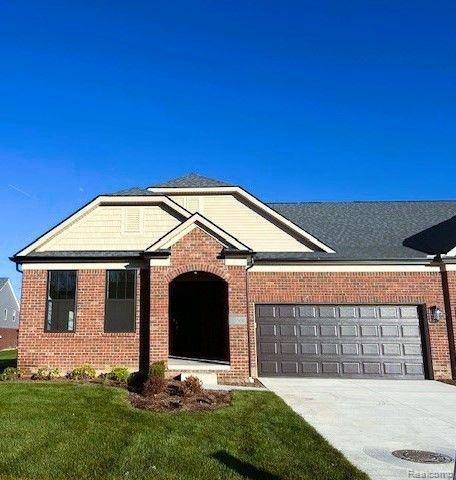 Utica, MI 48315,55674 OAK POINTE Drive