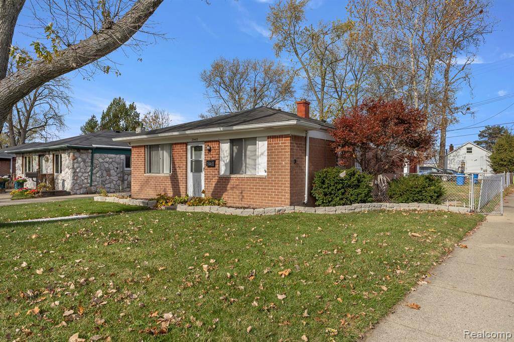 Dearborn Heights, MI 48125,25412 NORFOLK Street