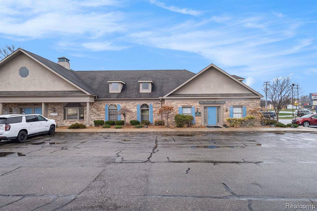 Flint, MI 48507,1063 W HILL Road