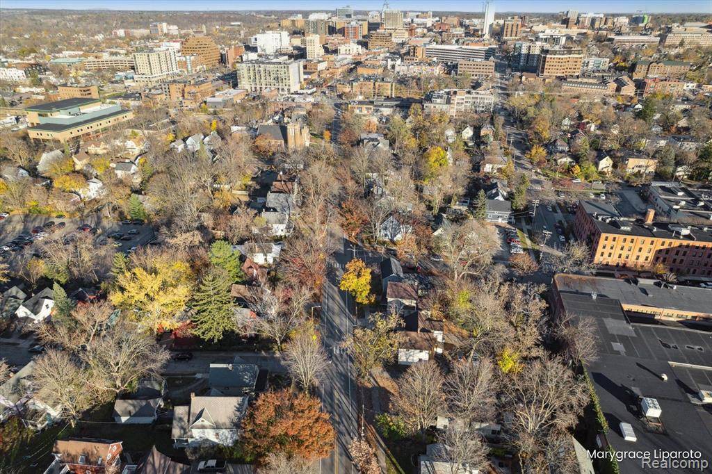 Ann Arbor, MI 48103,618 W LIBERTY Street