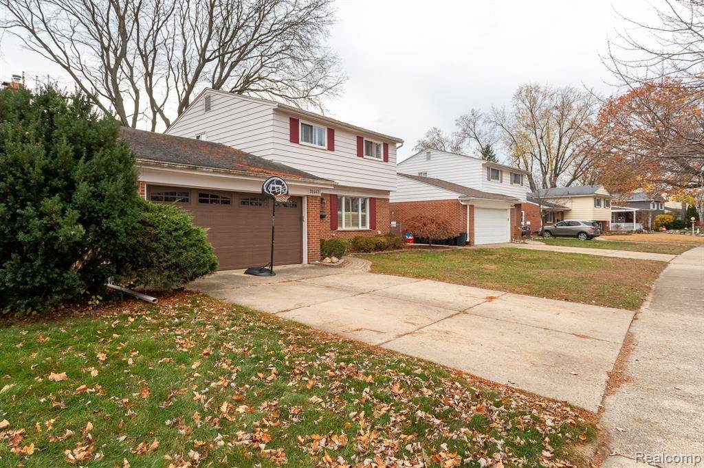 Livonia, MI 48150,32443 Maryland Street
