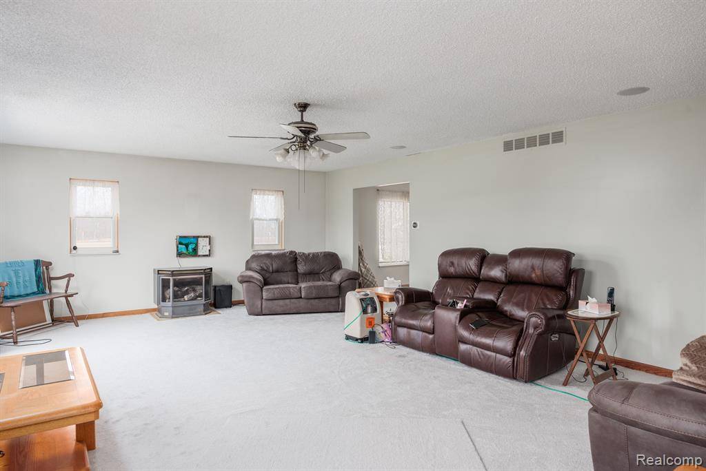 Novi, MI,24040 Napier Road