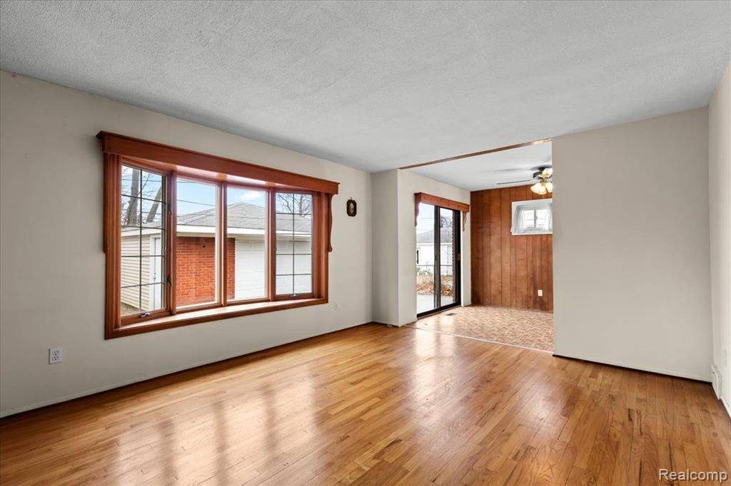 Westland, MI 48186,34642 NANCY Street