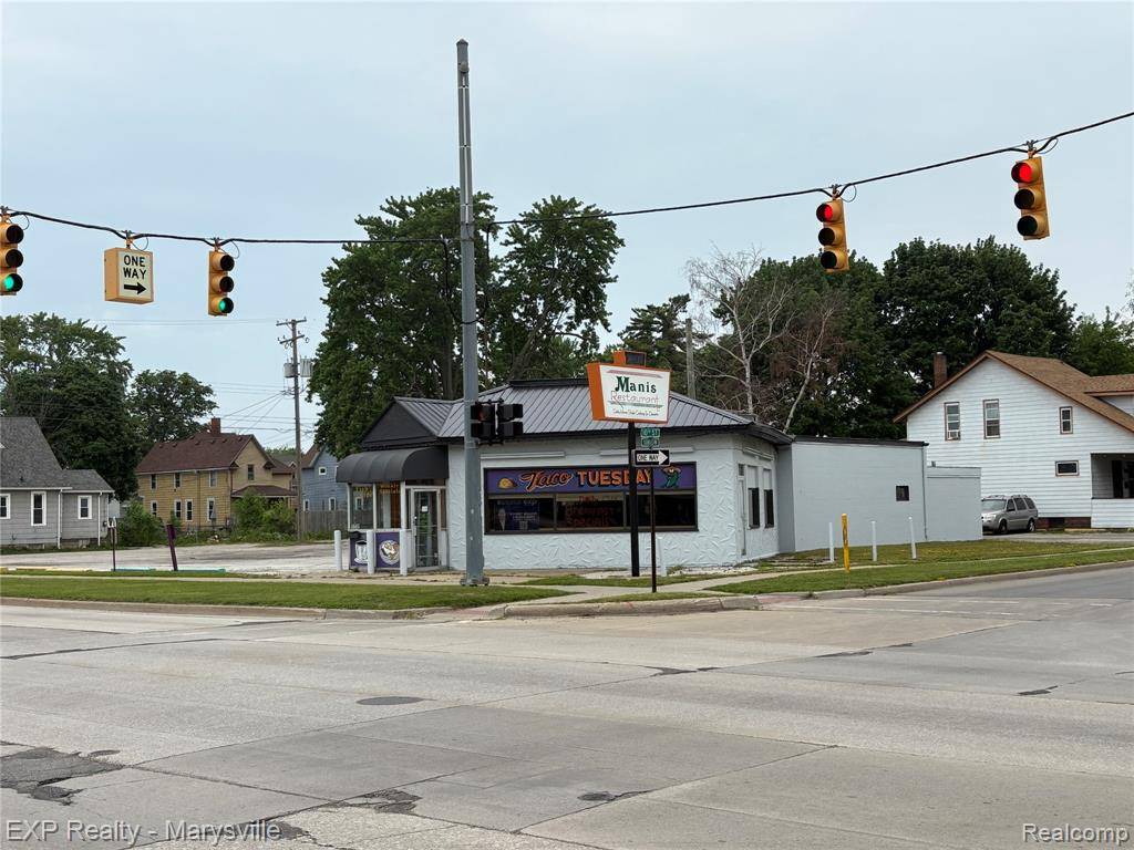 Port Huron, MI 48060,1232 10TH Street