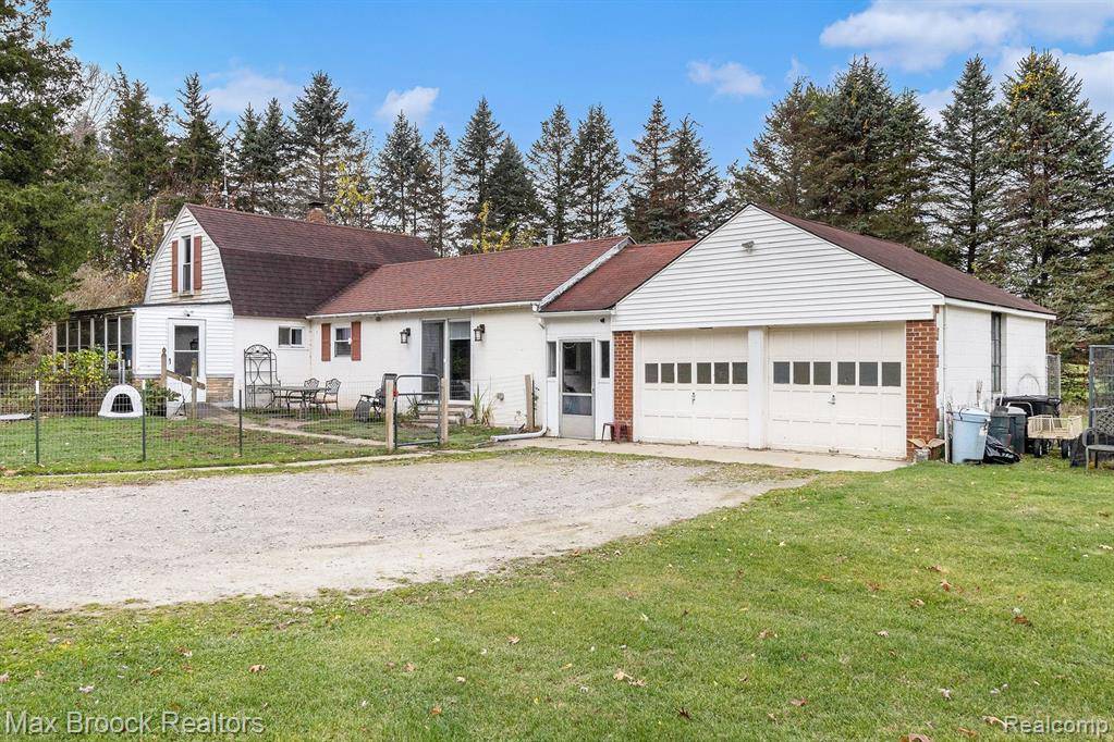 Milford, MI 48381,700 W MAPLE Road