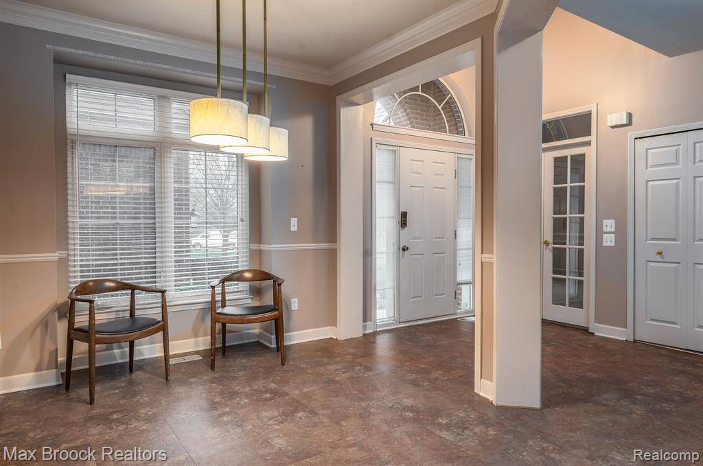 Farmington Hills, MI 48335,22163 ABINGTON Drive