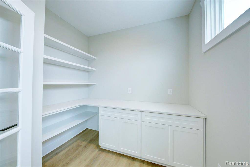 Howell, MI 48843,535 BIRKDALE