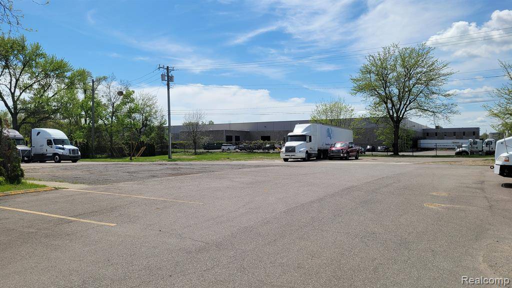 Romulus, MI 48174,12750 S HURON RIVER Drive