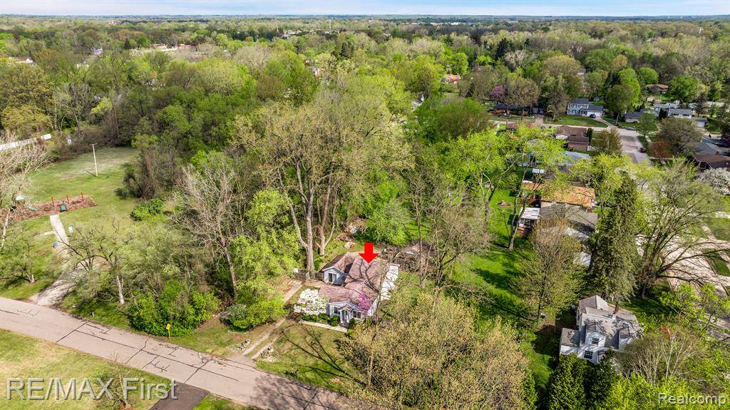 Livonia, MI 48154,28940 BROADMOOR Street