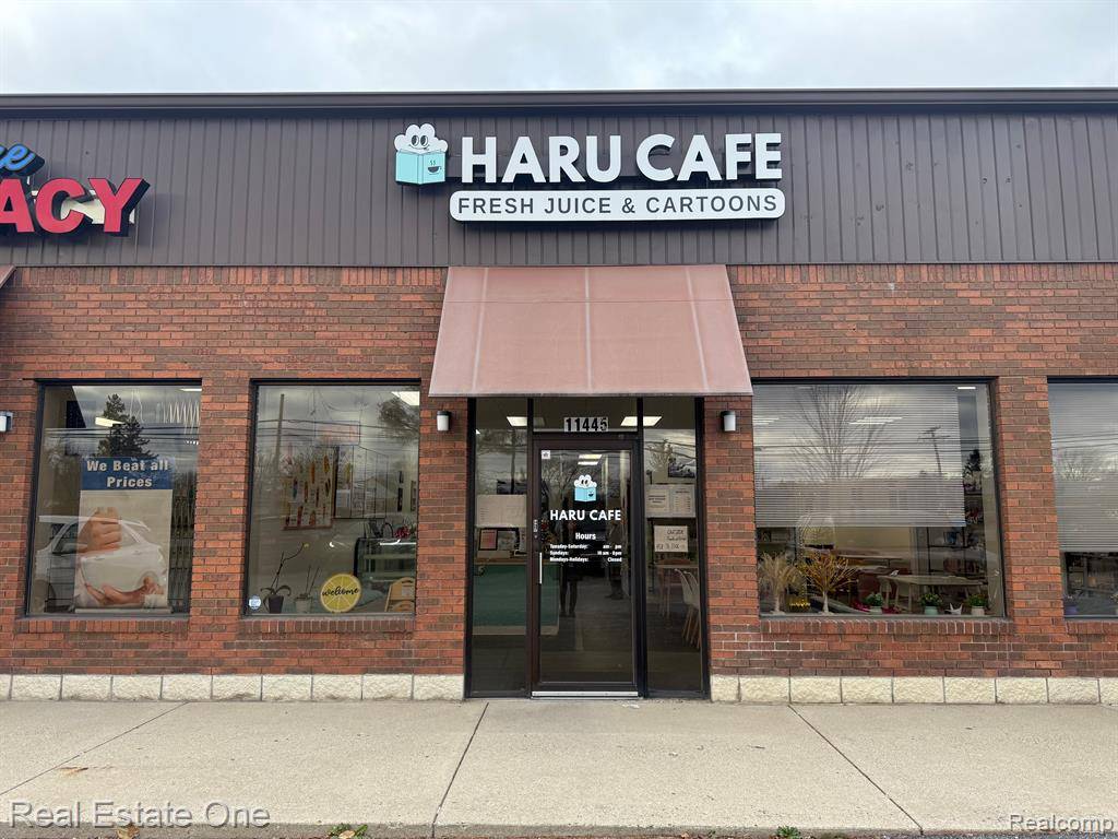 Sterling Heights, MI 48312,11445 15 Mile Road
