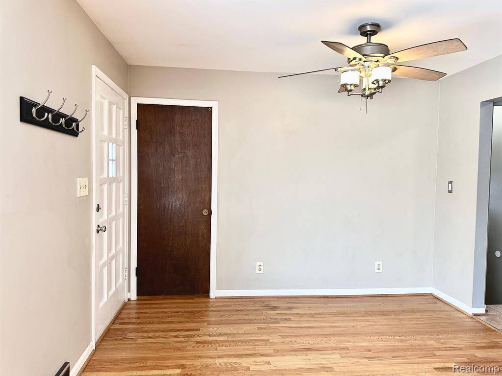 Garden City, MI,586 HELEN Street