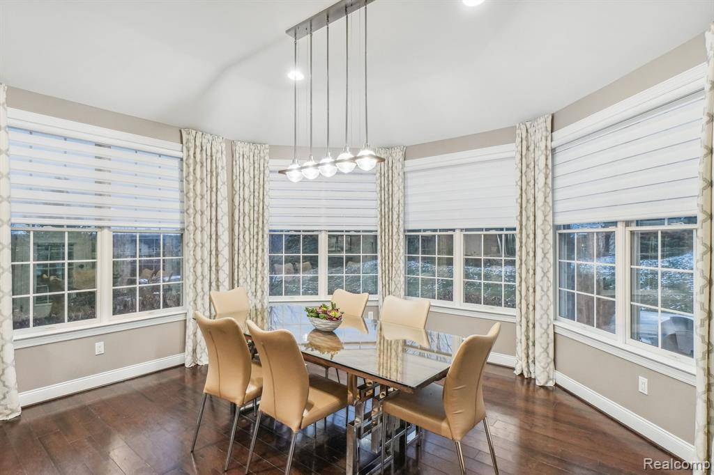 Novi, MI,50480 LANGLEY Drive