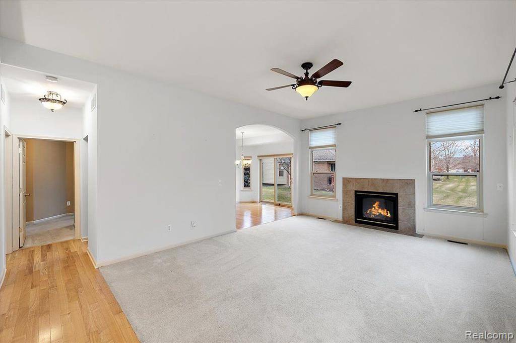 Macomb, MI 48042,22559 MANISTEE RIVER Drive