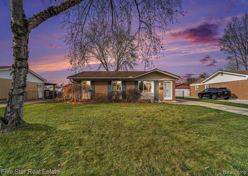 Canton, MI 48187,7085 LONDON