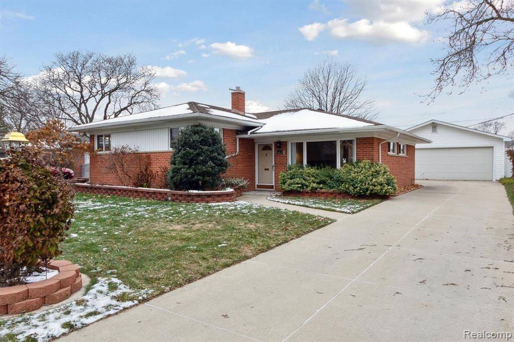 Livonia, MI 48154,14135 CAVELL Street
