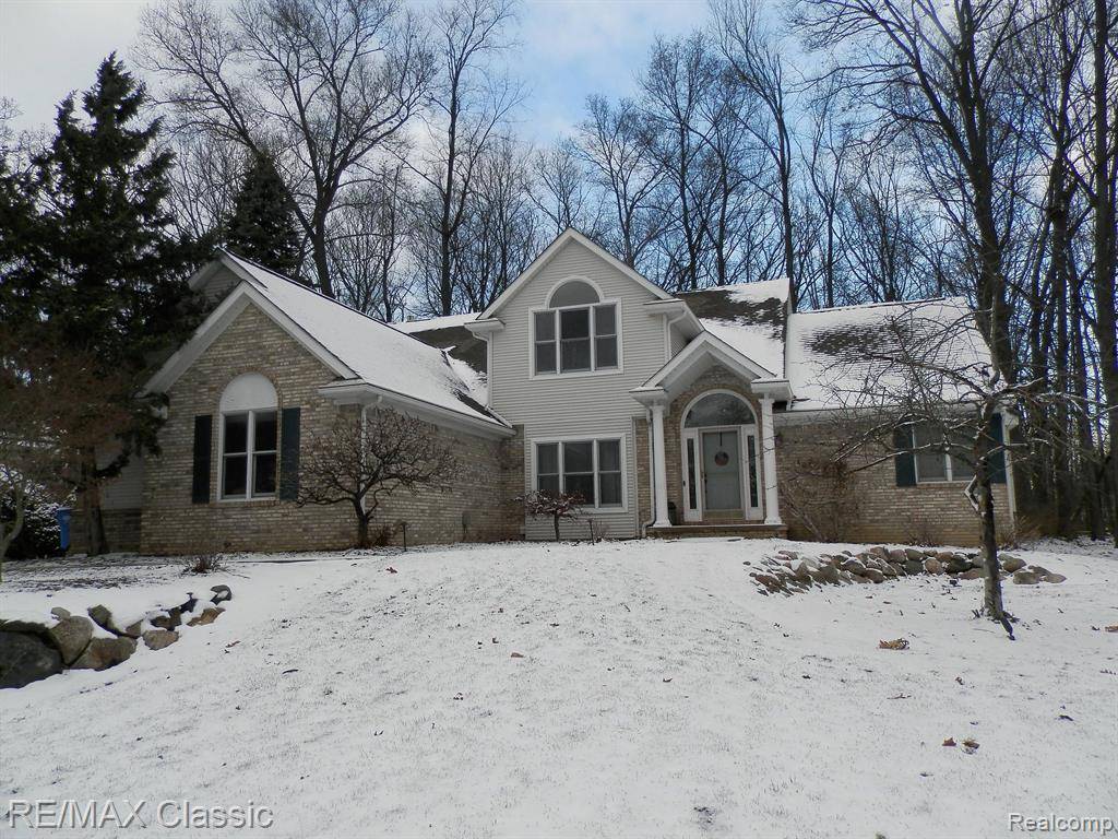 Howell, MI 48843,3474 LAKEWOOD SHORES Drive