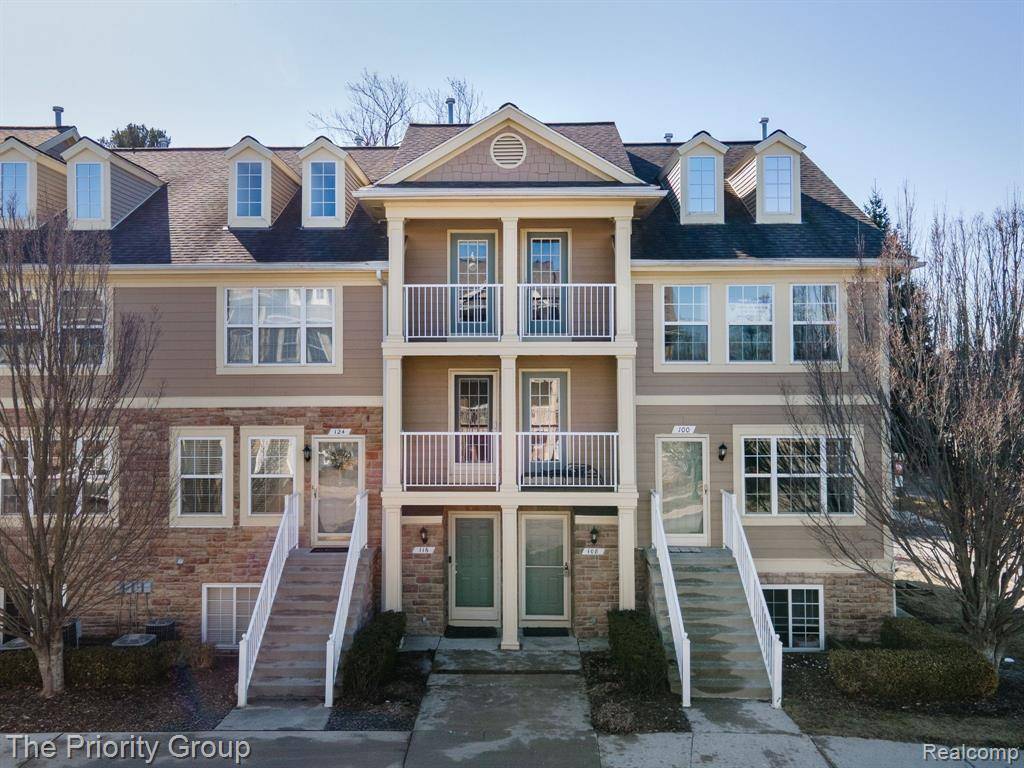 Lake Orion, MI 48362,108 EVERGREEN Trail