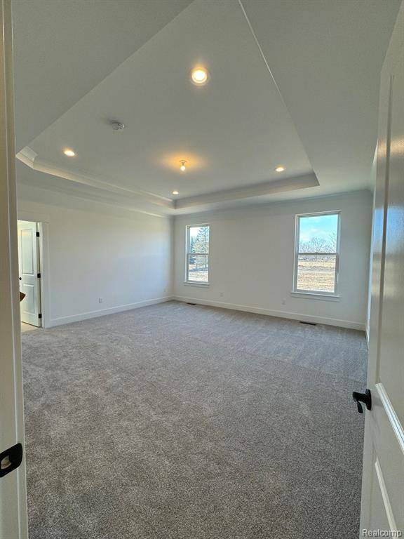 New Hudson, MI 48165,56231 HICKORY CREEK Lane
