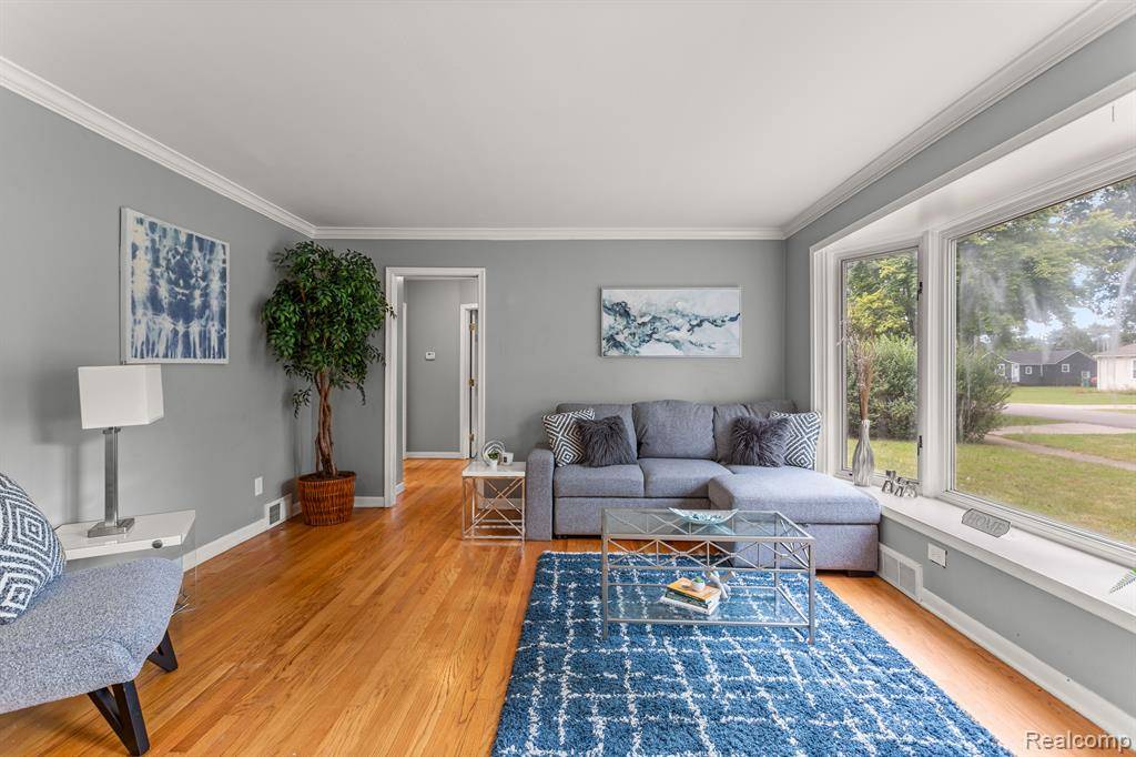 Garden City, MI,32109 SHERIDAN Street