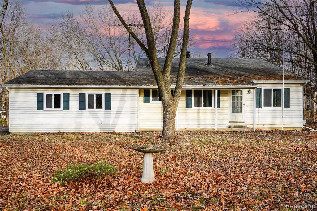 Howell, MI 48843,3890 MASON Road