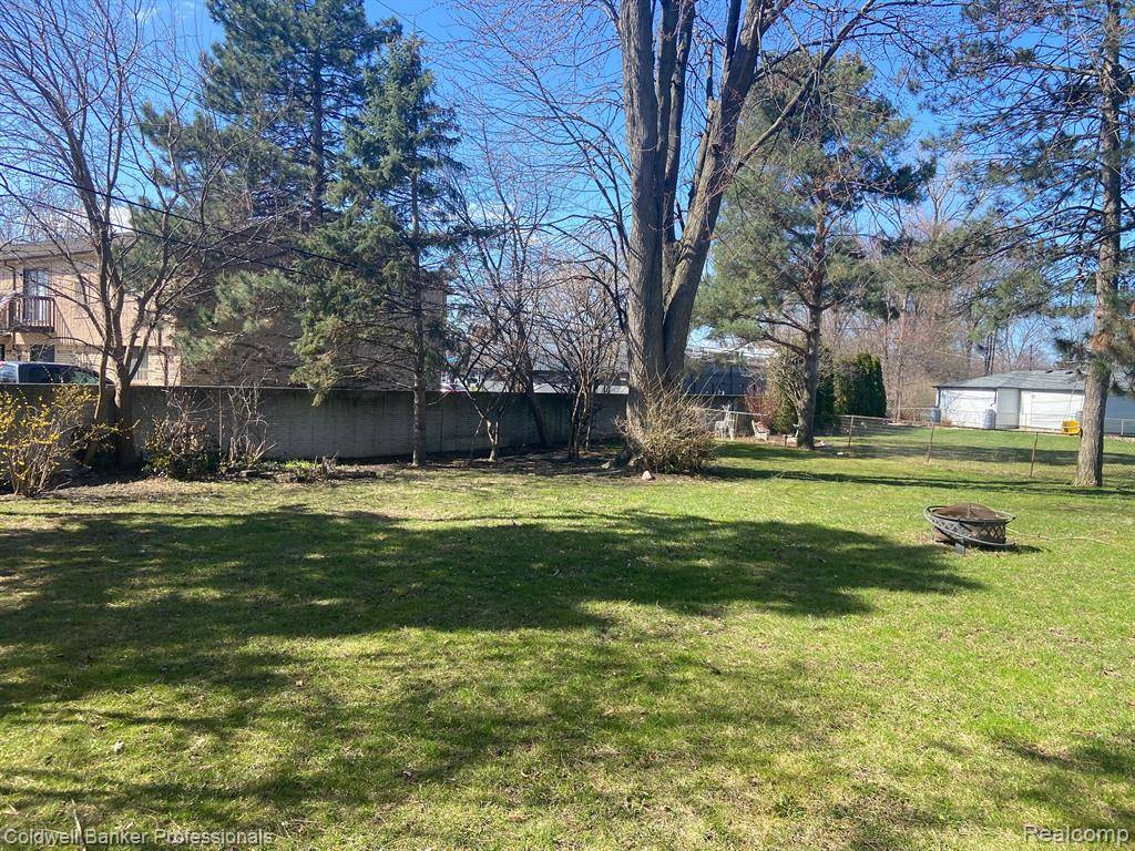 Clinton Twp, MI 48035,35467 SHOOK Lane