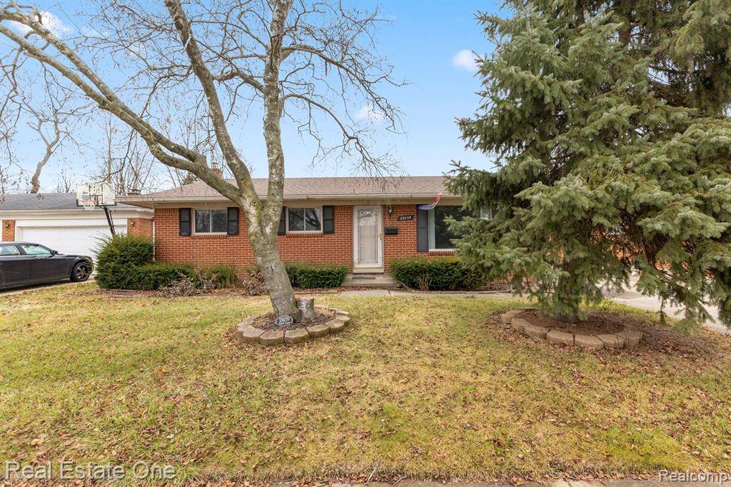 Westland, MI,33059 CHIEF Lane