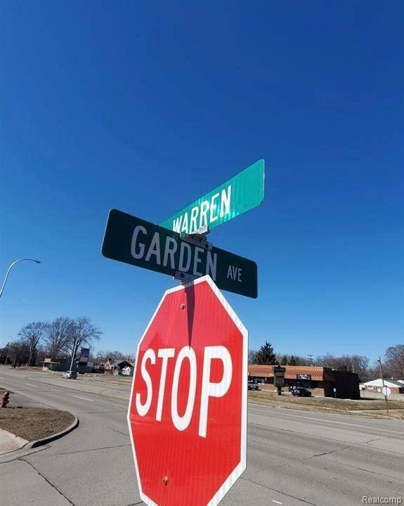 Westland, MI,28762 WARREN Road