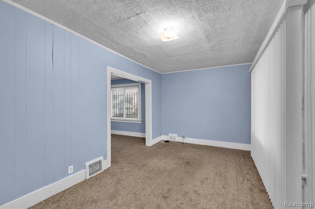 Detroit, MI 48224,9148 EVERTS Street