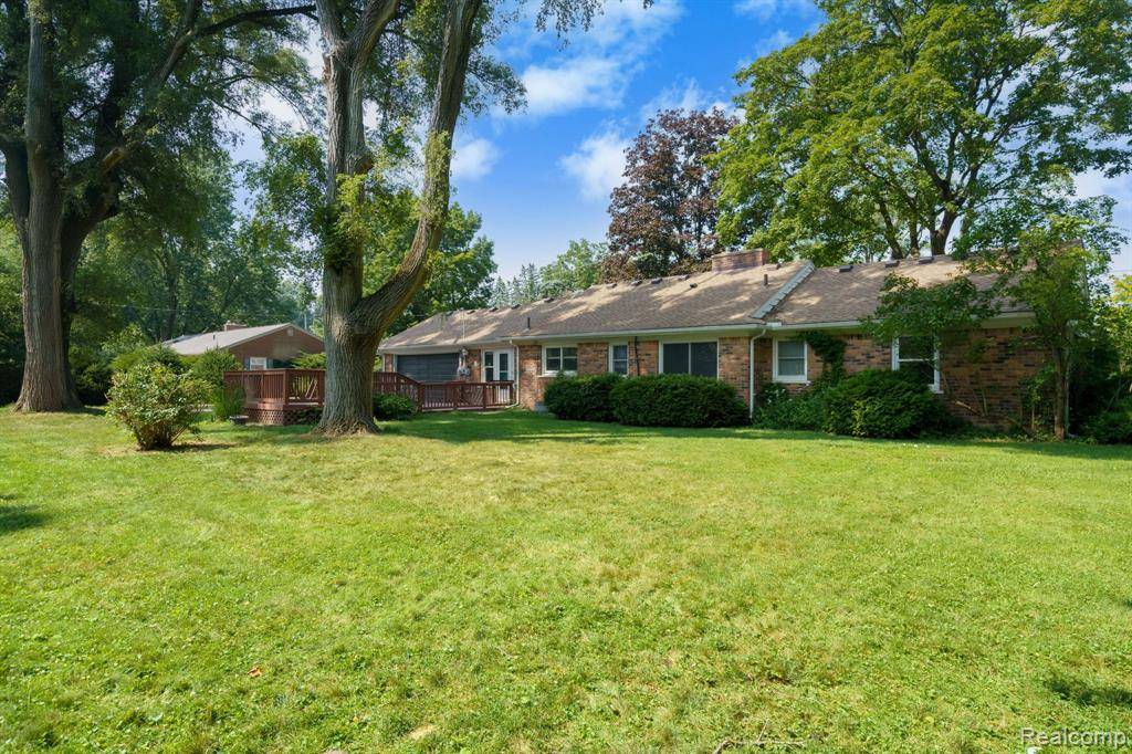 Franklin, MI 48025,32620 INKSTER Road