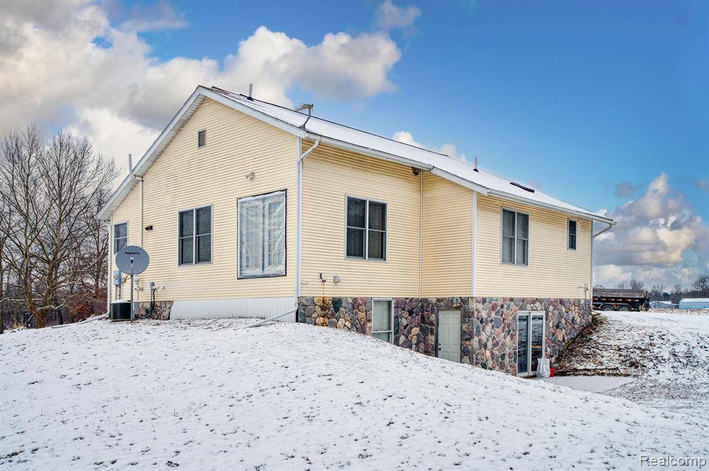 Stockbridge, MI 49285,2977 Oakley Road