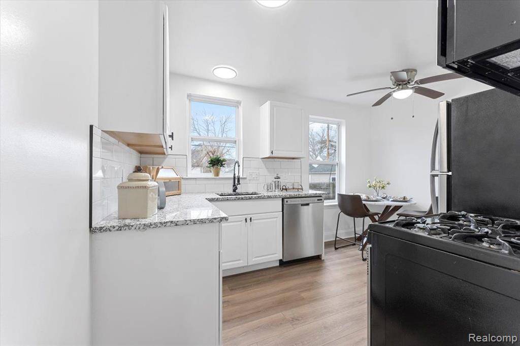 Wayne, MI 48184,34057 WINSLOW Street