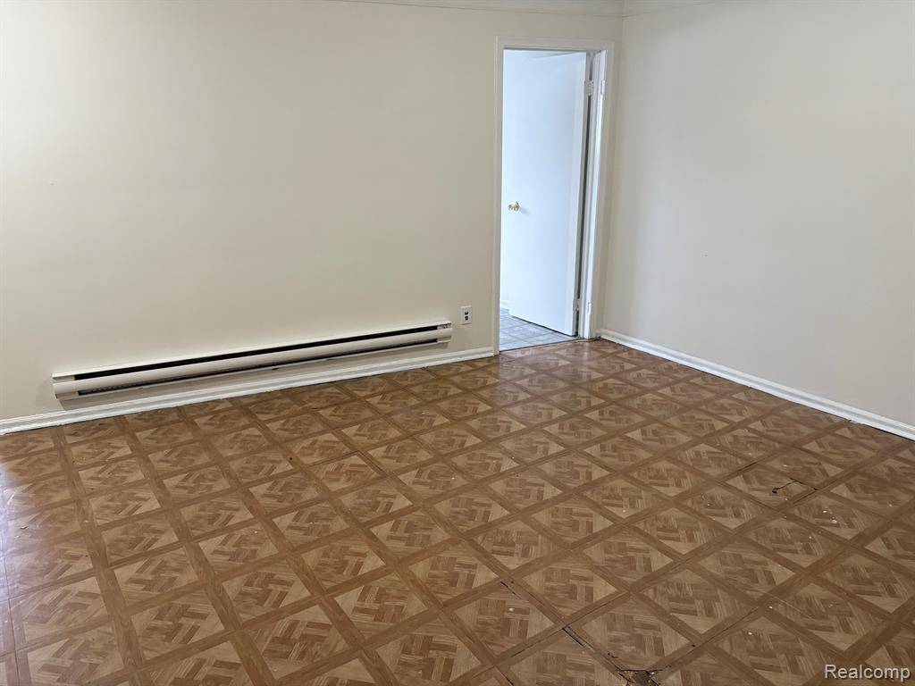 Eastpointe, MI 48021,23001 GRATIOT Avenue